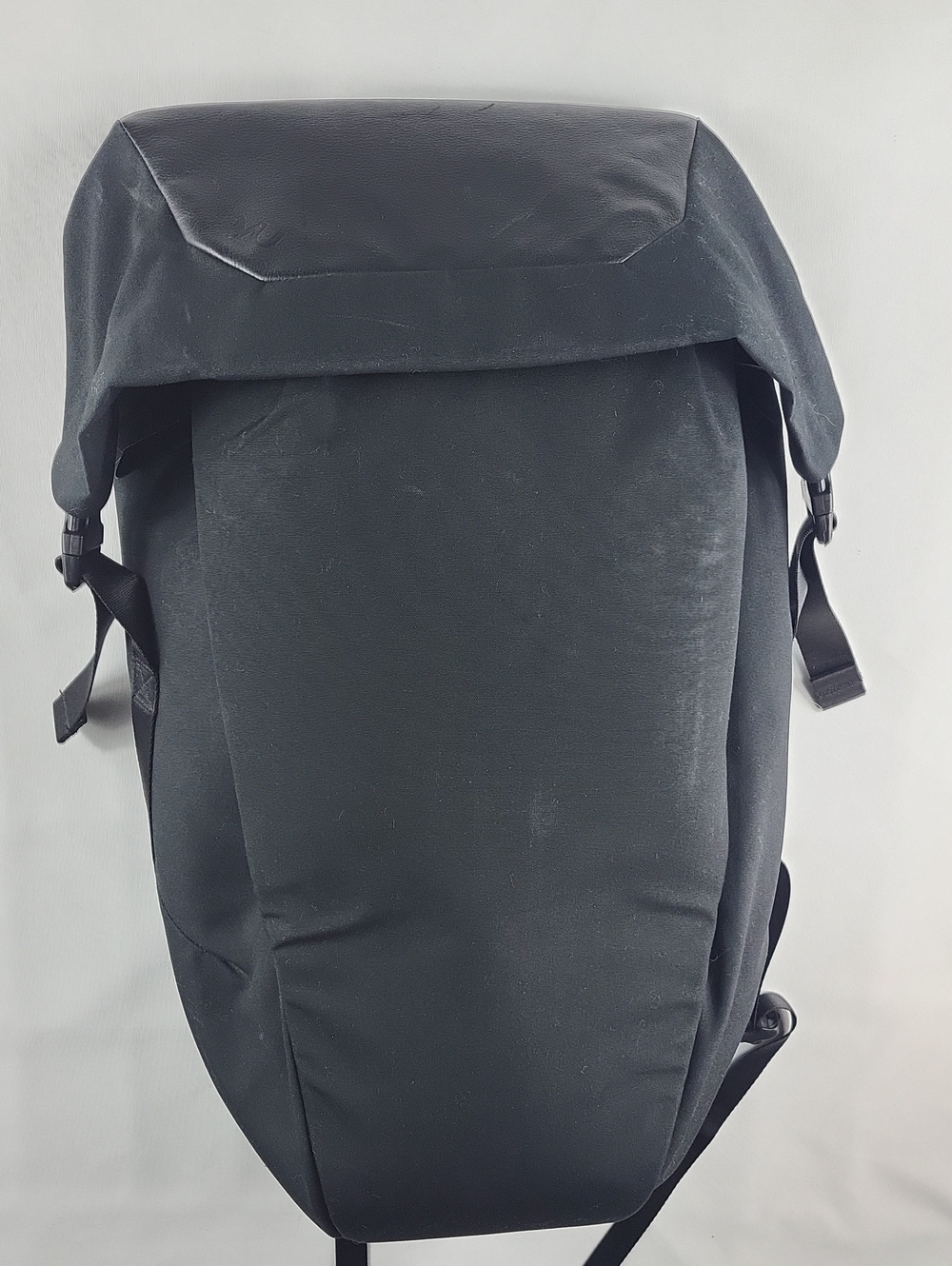 RYU Respect Your Universe locker Quick Pack Lux Black nylon & leather Backpack